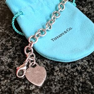 TIFFANY Tag Bracelet with Heart Tag, silver